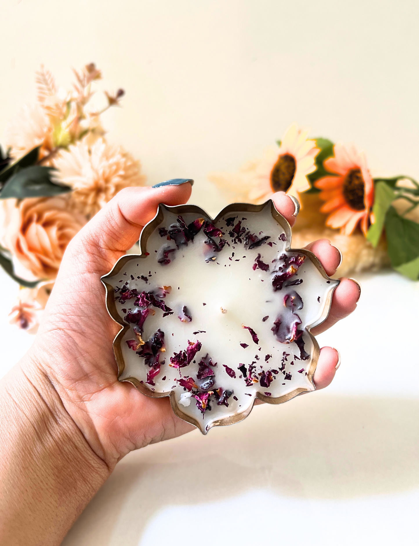 Mini urli candle with Rose