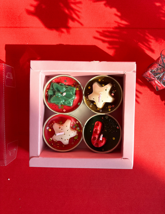 Christmas Themed Mini Candle Set of 4