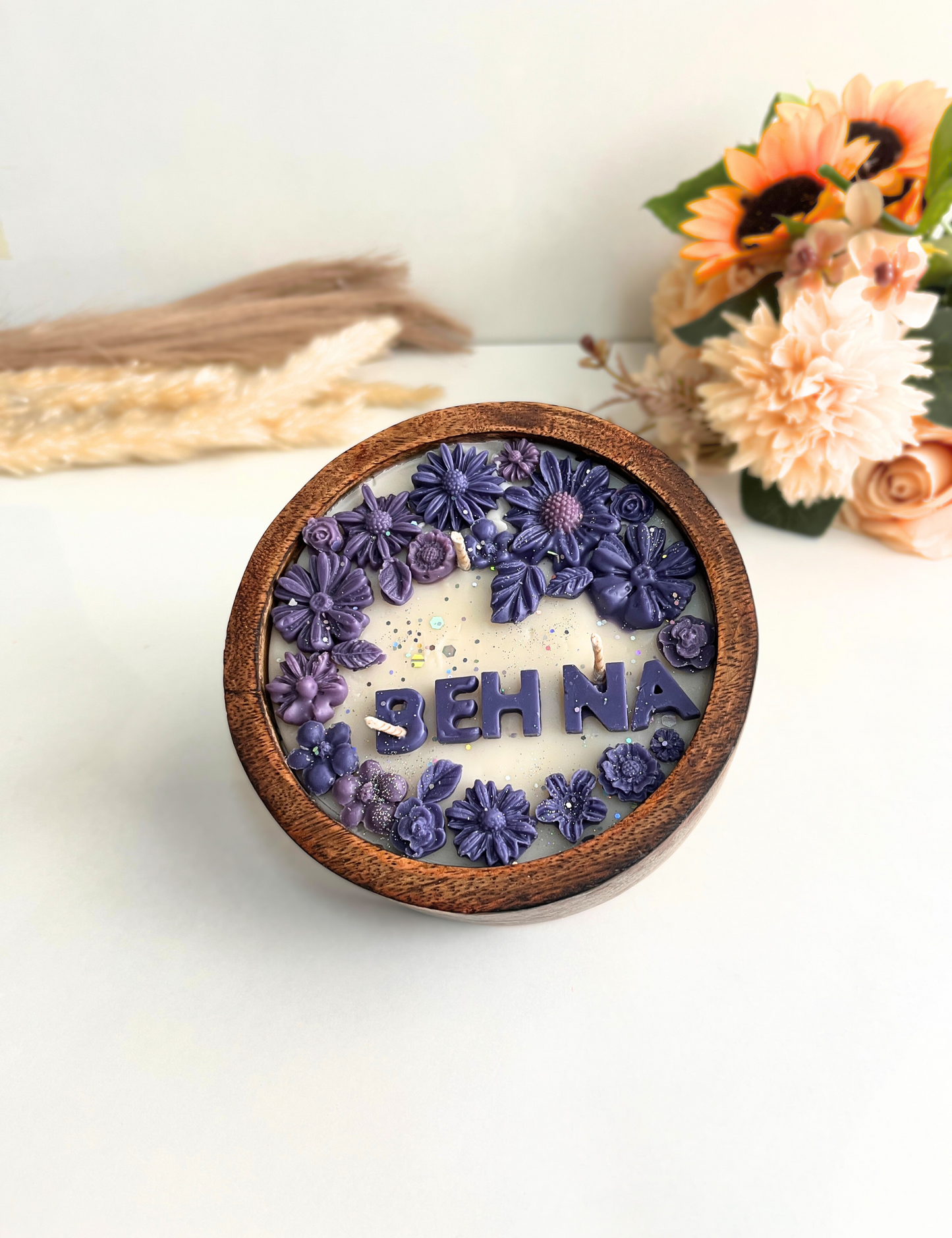 Behna in Bloom Scented Candle in Wooden Jar