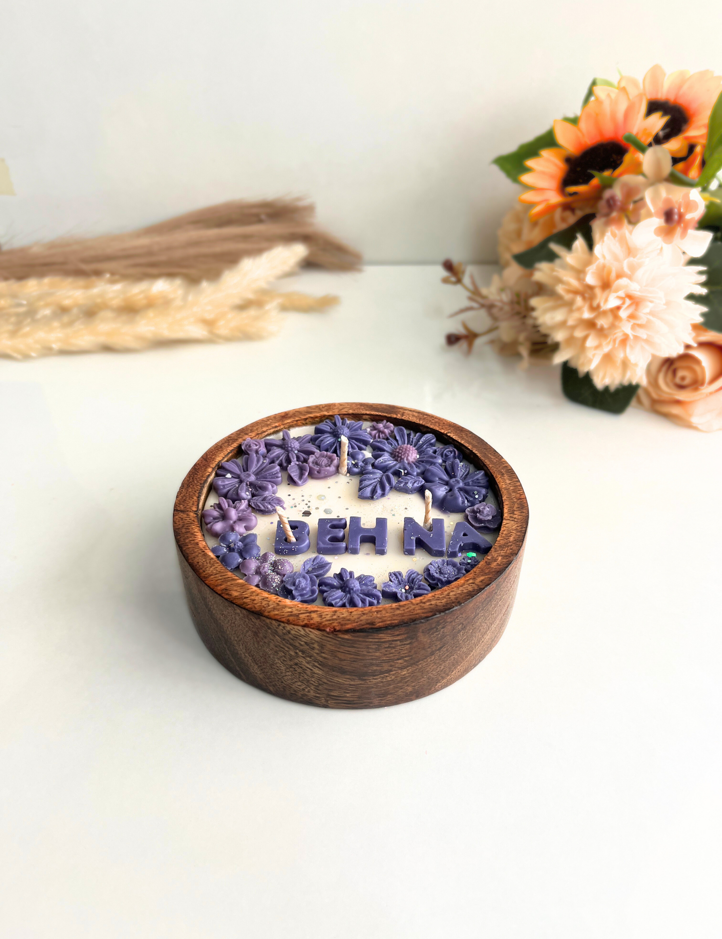 Behna in Bloom Scented Candle in Wooden Jar