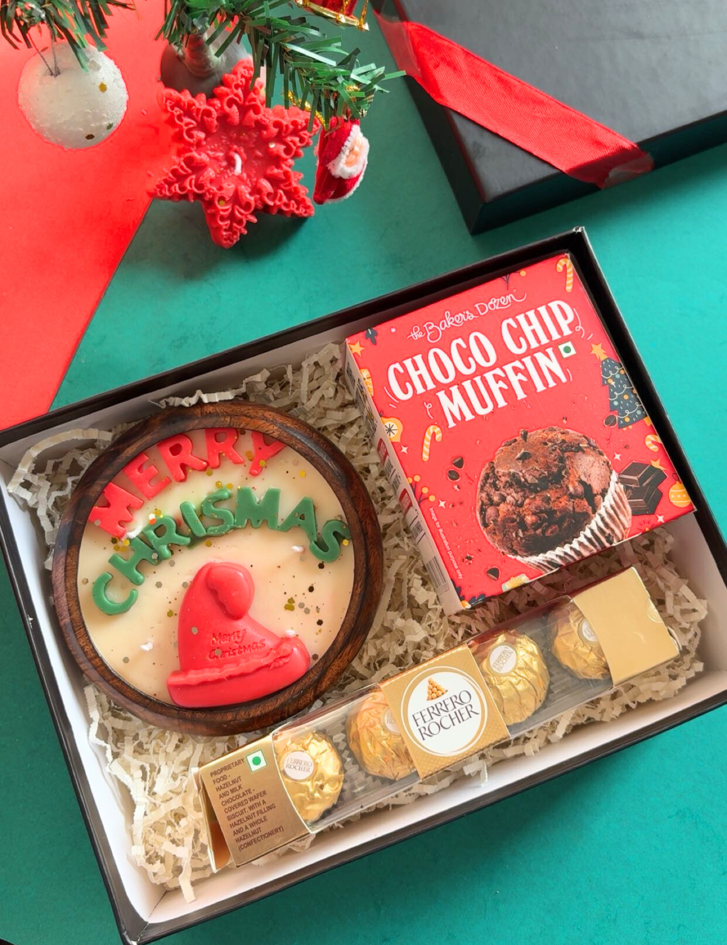 Luxury Merry Christmas Hamper with Designer Candle & Chocolates
