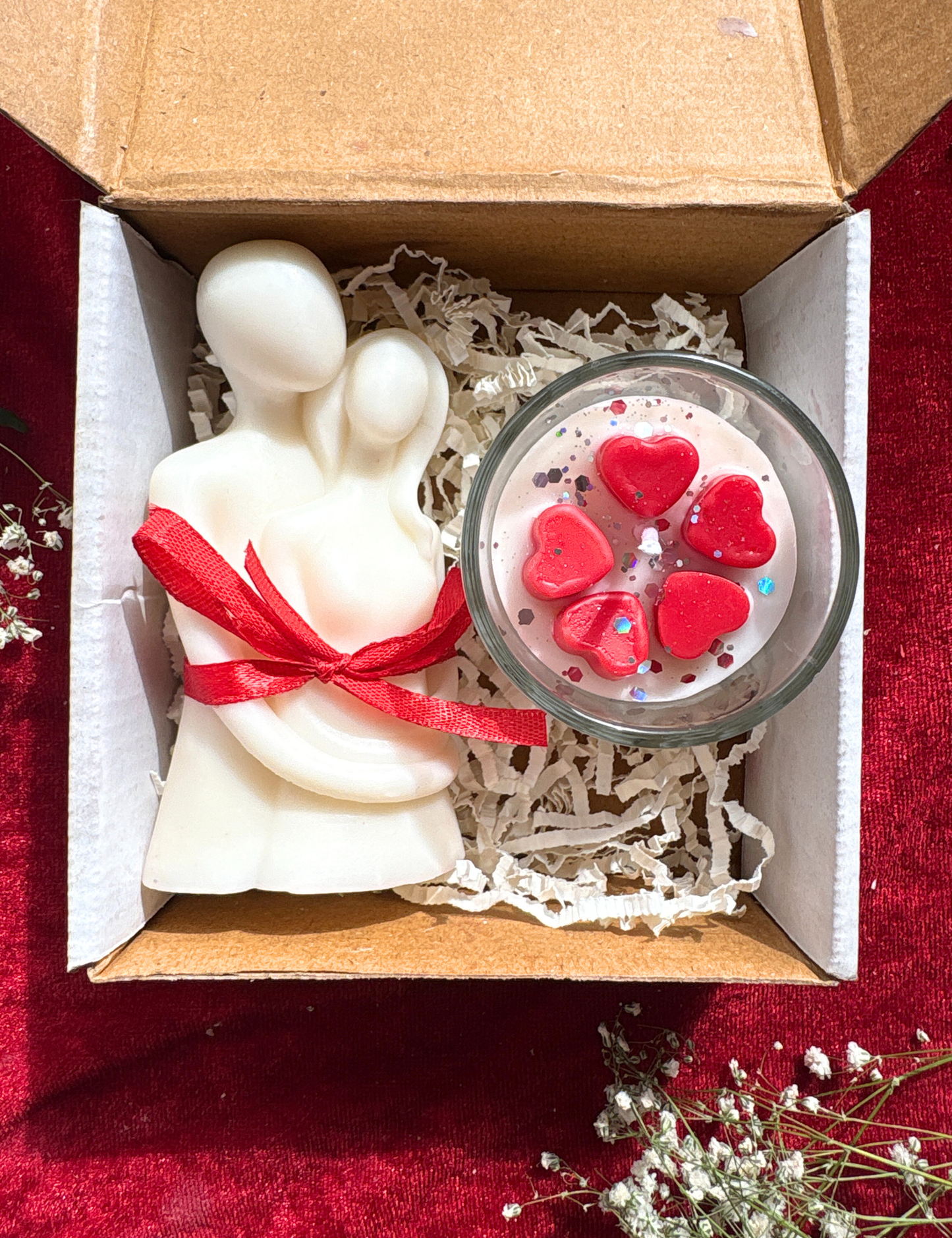 Valentine Couple Candle Gift Set with Heart Aroma Candle