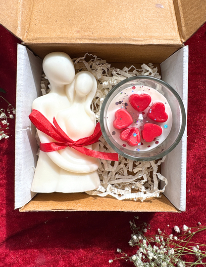 Valentine Couple Candle Gift Set with Heart Aroma Candle