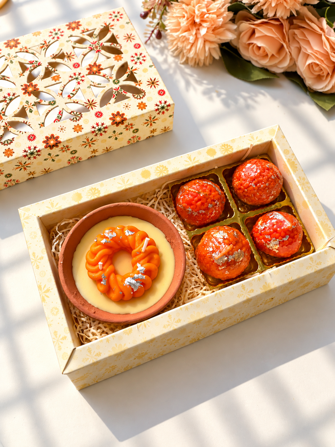 Jalebi Bowl Candle & 4 Laddoo Candle Gift Box – Premium Diwali Hamper