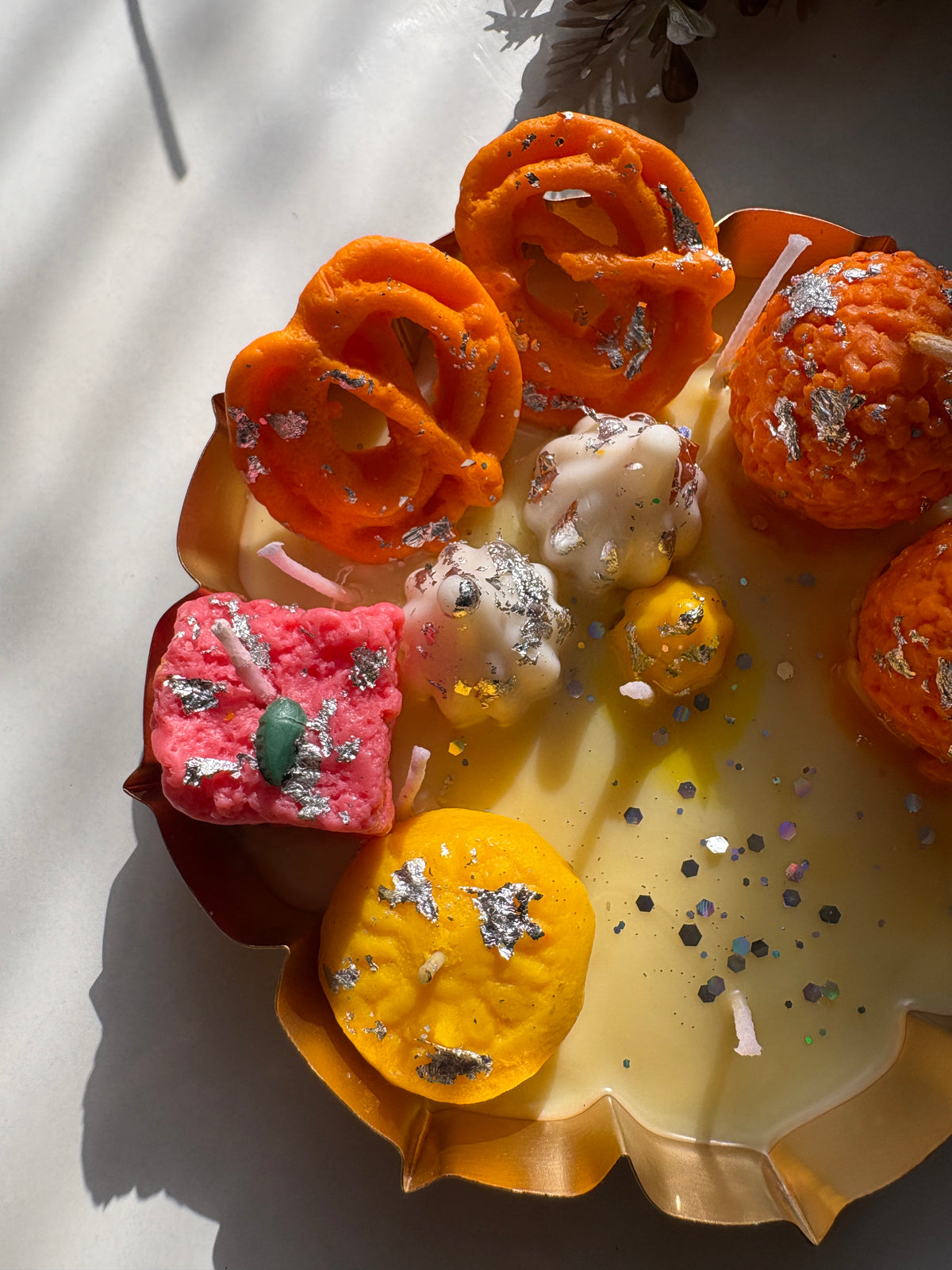 Mithai Urli Candle